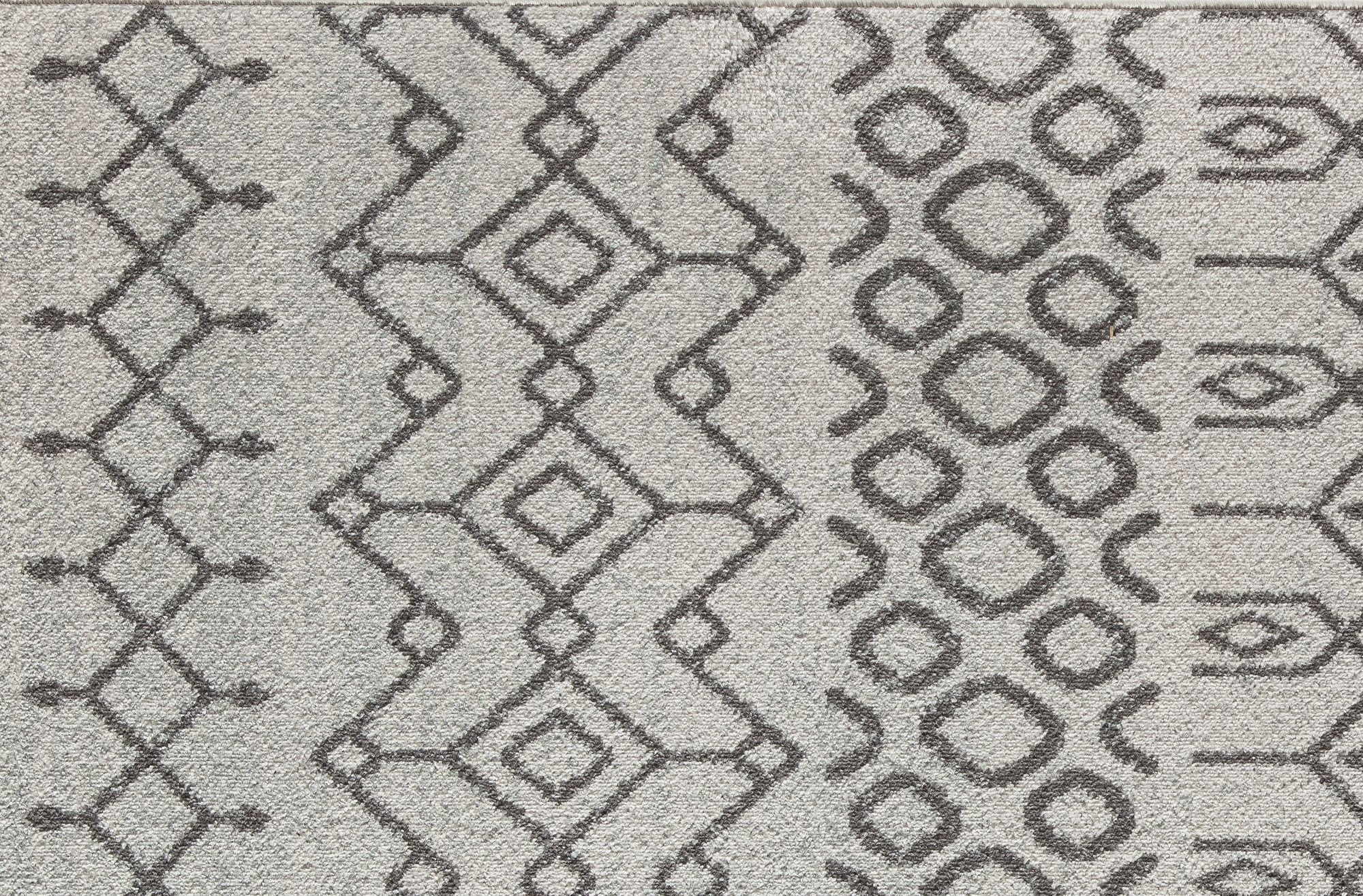 White Area Rug R824