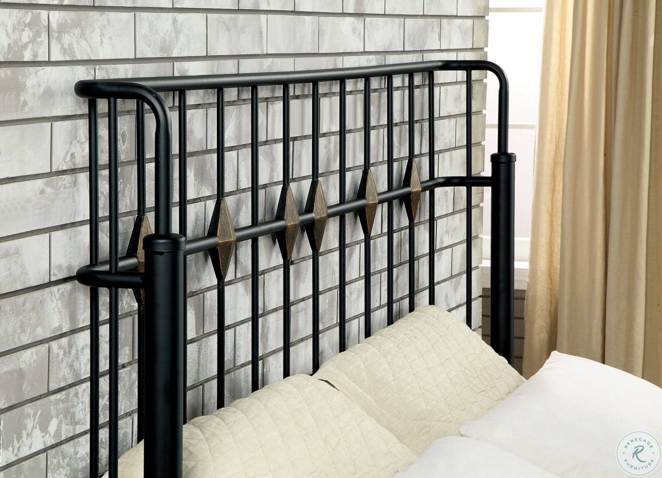 Cal King Bed B739501