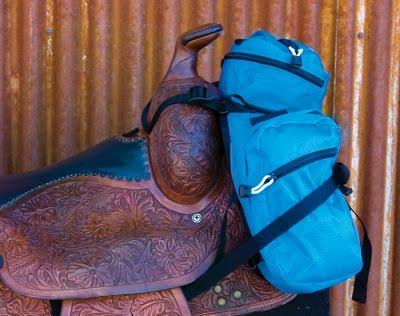 Stowaway Pommel Pack J275063