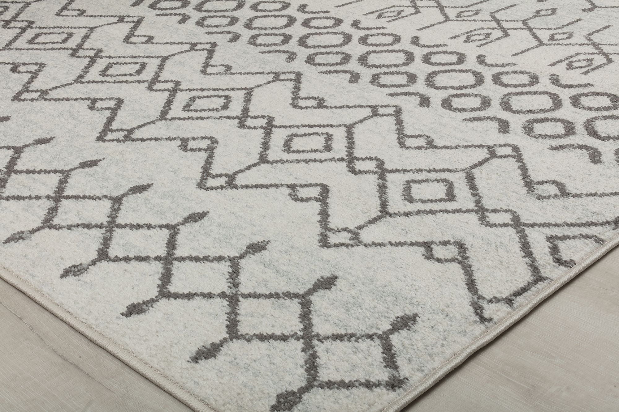 White Area Rug R824