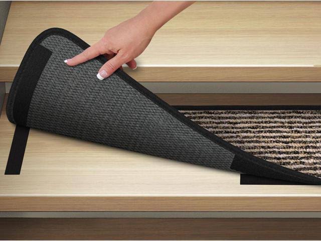 Set of 15 Black Carpet Stair Treads O398691