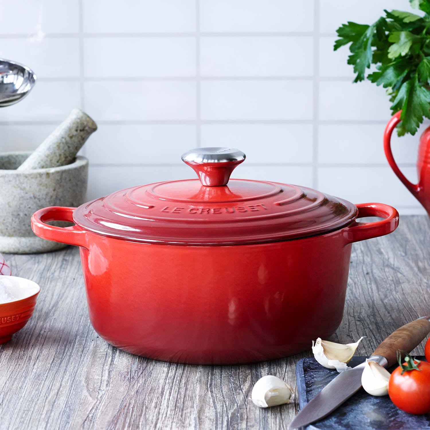 5.5-Quart Cast Iron Round Dutch Oven H6388