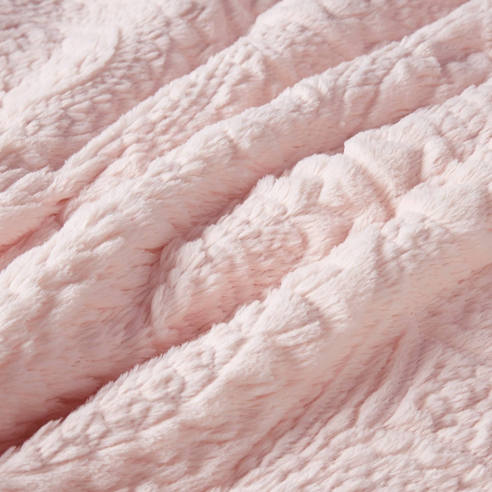 Blush King/Cal King Ultra Plush Comforter Mini Set L97502